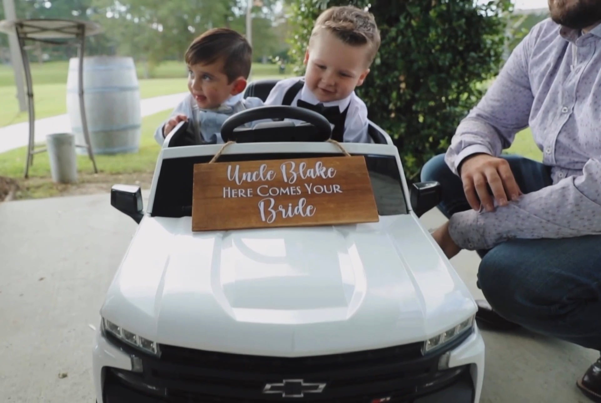 Venue Setup - Barn, Outdoor, Rustic from Modern Barn Wedding at The Barn at Bridlewood | Hattiesburg, MS