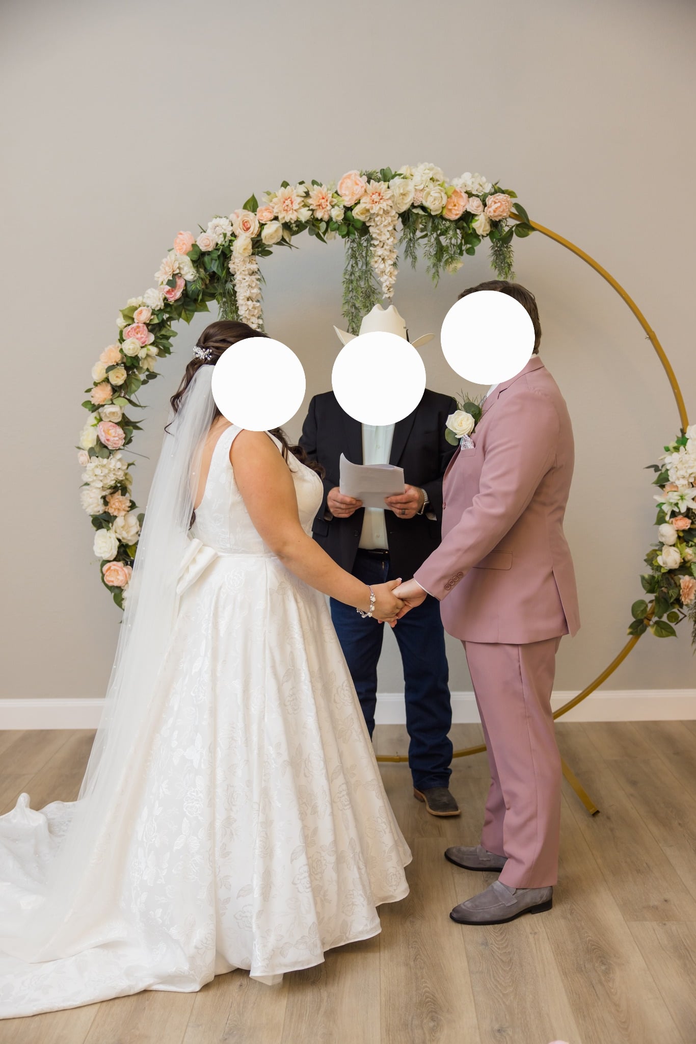 The Style - Accessories, Dress, Suit from Affordable Hidden Gem in Tomball, TX